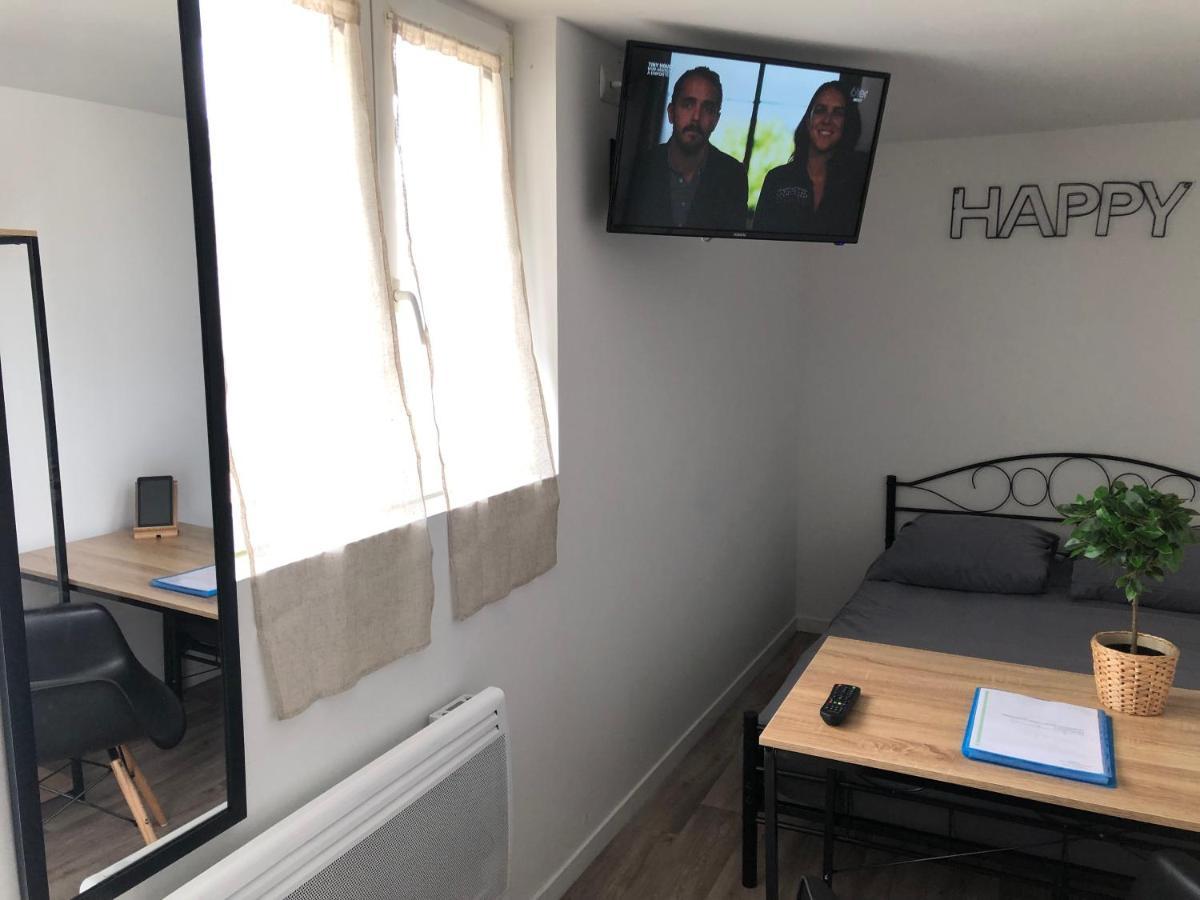 Capstay Famars & Netflix Ngoại thất bức ảnh